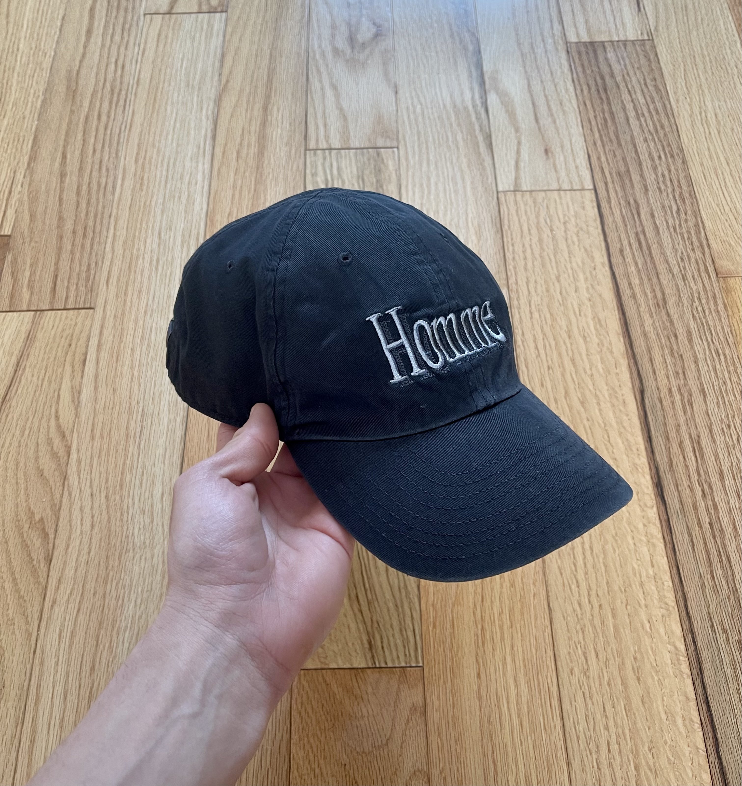 Balenciaga clearance homme cap