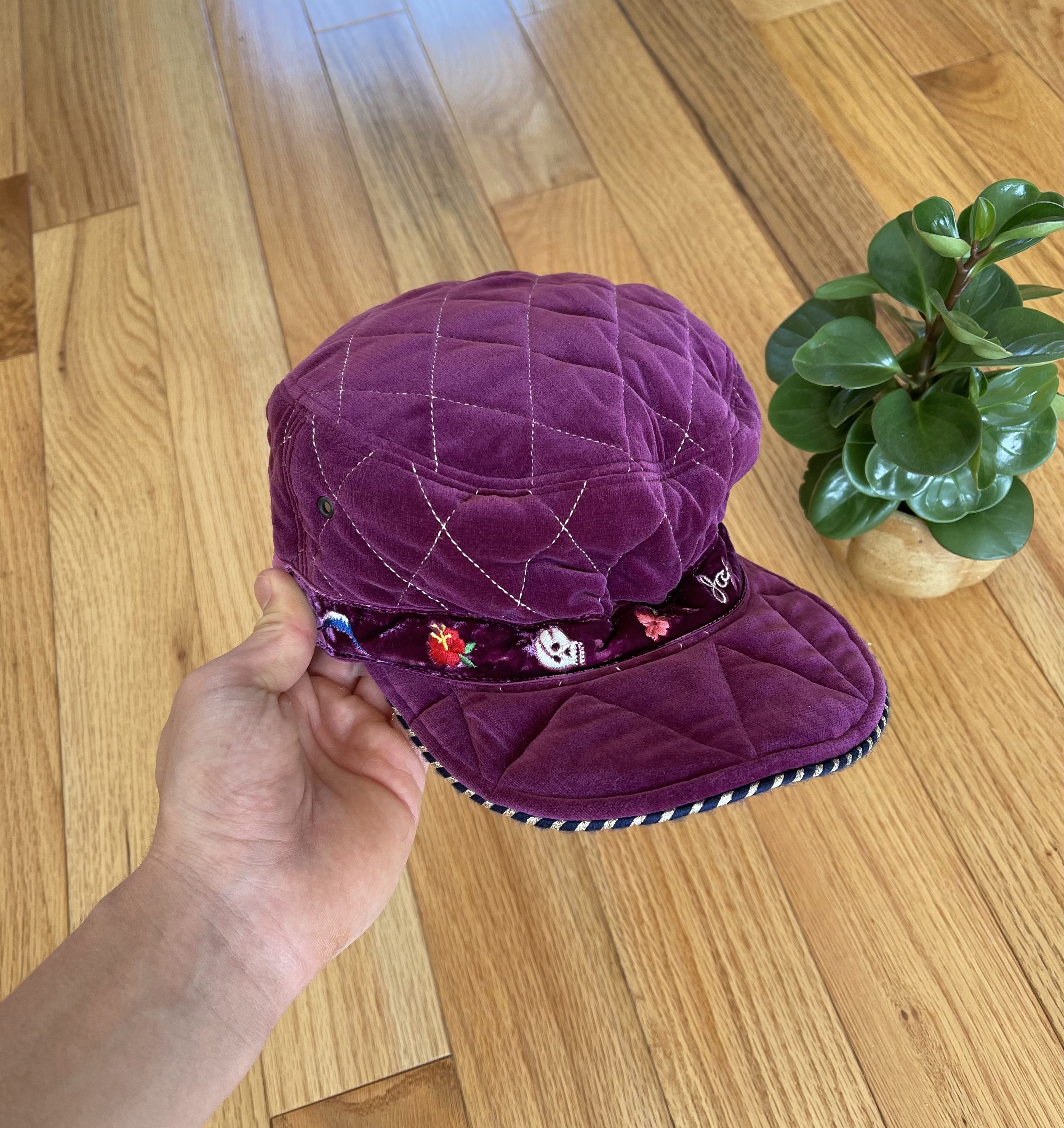 Velvet hat Reissue Buy & Sell Designer, Streetwear & Vintage